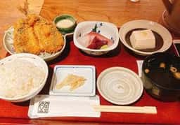 藁焼きと茶碗蒸し 横浜魚金