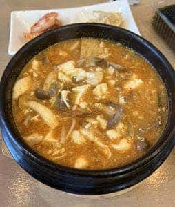 スンドゥブ専門店 3匹の子ぶた