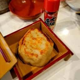 てのひら餃子 RAKUYU 大山支店