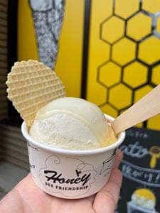 BEE FRIENDSHIP 浅草店