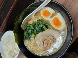 家系らーめん 横崎家