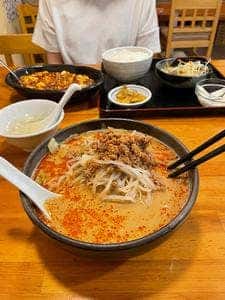 中華料理 楽苑