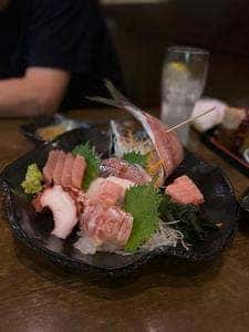 美食処 作治 西新宿店