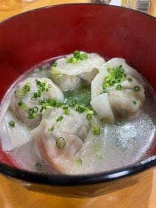 上海わんたん 食彩厨房