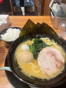 横浜家系ラーメン 小田原商店 マックス