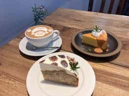 コーヒーとおやつの店 andMore