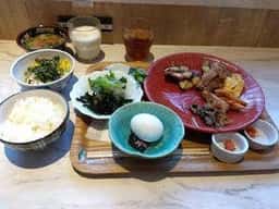 ワインスタイルぶどうの樹 博多冷泉店