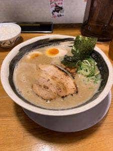 濃厚煮干とんこつラーメン 寝屋川 石田てっぺい