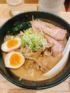 北海道らーめん 味八