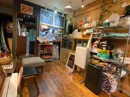 THE ROLL'S KITCHEN