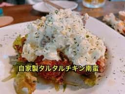 DINING LINDA