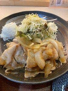 すずのおむすび本店