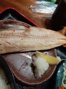 飲みくい処 ひがし