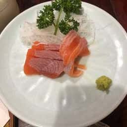 山水館 信濃 食事処