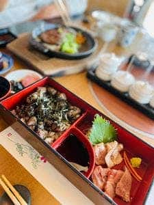 川田屋