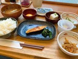 定食屋 宮本むなし 地下鉄東三国駅前店