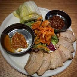 NYAM2 KOREAN BISTRO&CAFE