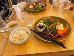 ハンバーグカフェVeggy