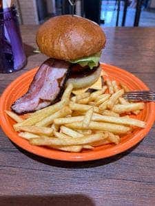 淡路島バーガー 宇都宮店