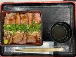 米の上で肉おどる 旨い米と焼肉重 ミツボシ ららぽーと福岡店