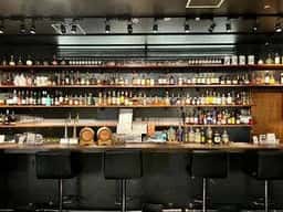 お酒の美術館 マルエイガレリア店