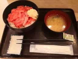 海鮮丼の店 やまけい ル・シーニュ