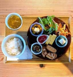 C-farm cafe