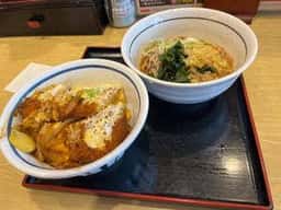 山田うどん さいたま丸ヶ崎店