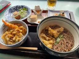 響 カレッタ汐留店