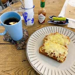 喫茶とギャラリー なみなみ