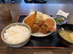 紅とん 国際フォーラム前店