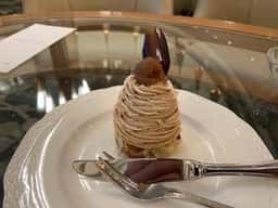 ロビーラウンジクリスタルムーブメント