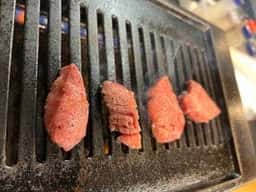 焼肉 やっちゃん