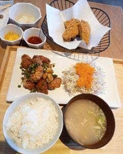 カチカチ CAFE & CHICKEN