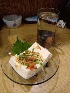 こうだ