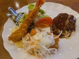 レストラン&ティー 瑠美