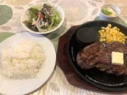 うルトラミート