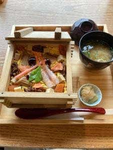 いざさ ゐざさ東大寺門前 夢風ひろば店