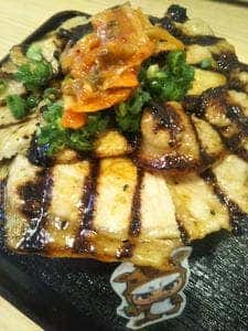 炭火焼き豚丼専門店 豚小家 三宮本店