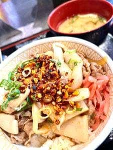 すき家 ワンザ有明店