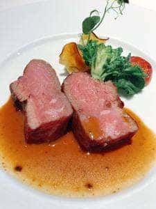 フレンチキュイジーヌ レストラン オザミ