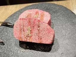 焼肉 とんび 栄店