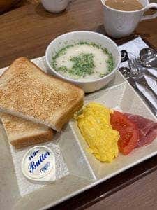 カフェ・ド・クリエ JR岐阜駅前店