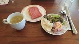 レストラン ヴェルデロッソ