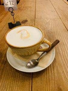 ハチカフェ 犬山店
