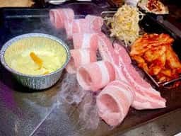 サムギョプサルと韓国屋台ベジテジや 下北沢店