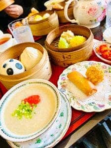 シャンデリア飲茶