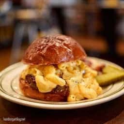 THE MUNCHIES BURGER WORKS.