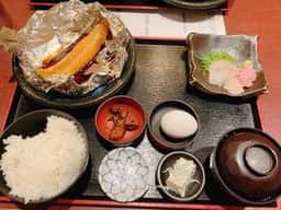 魚と酒 はなたれ 丸の内トラストタワー店