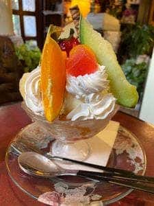 喫茶 ゆりかご